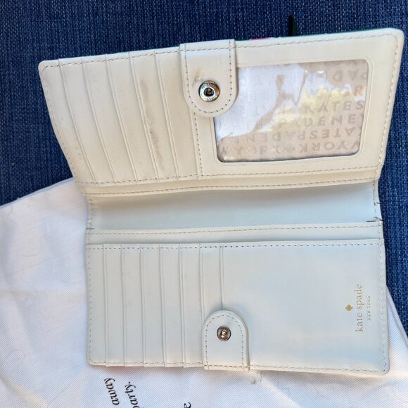 Kate Spade Green Floral Wallet - Picture 4 of 4